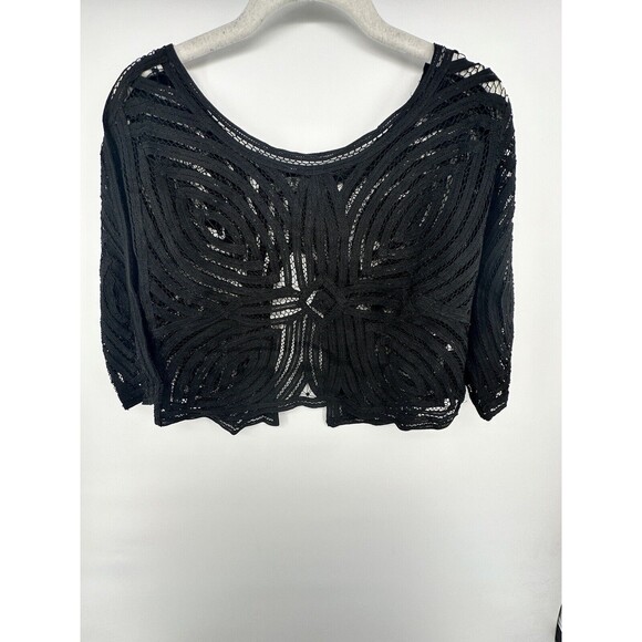 Vince Camaro Size Medium 8 Women's Top Lace Crochet Open Back Cropped - Picture 1 of 2
